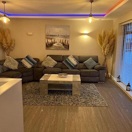 3 Bedroom Deganwy Sea View Beach House Ll31 Екстер'єр фото