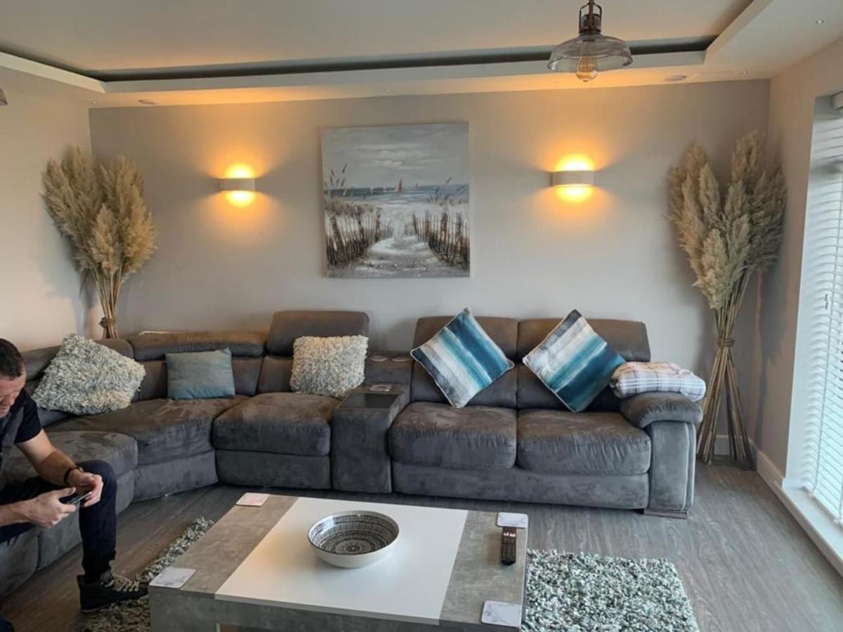 3 Bedroom Deganwy Sea View Beach House Ll31 Екстер'єр фото