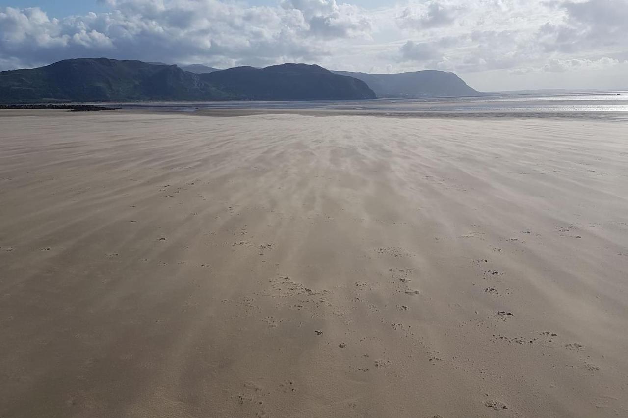 3 Bedroom Deganwy Sea View Beach House Ll31 Екстер'єр фото