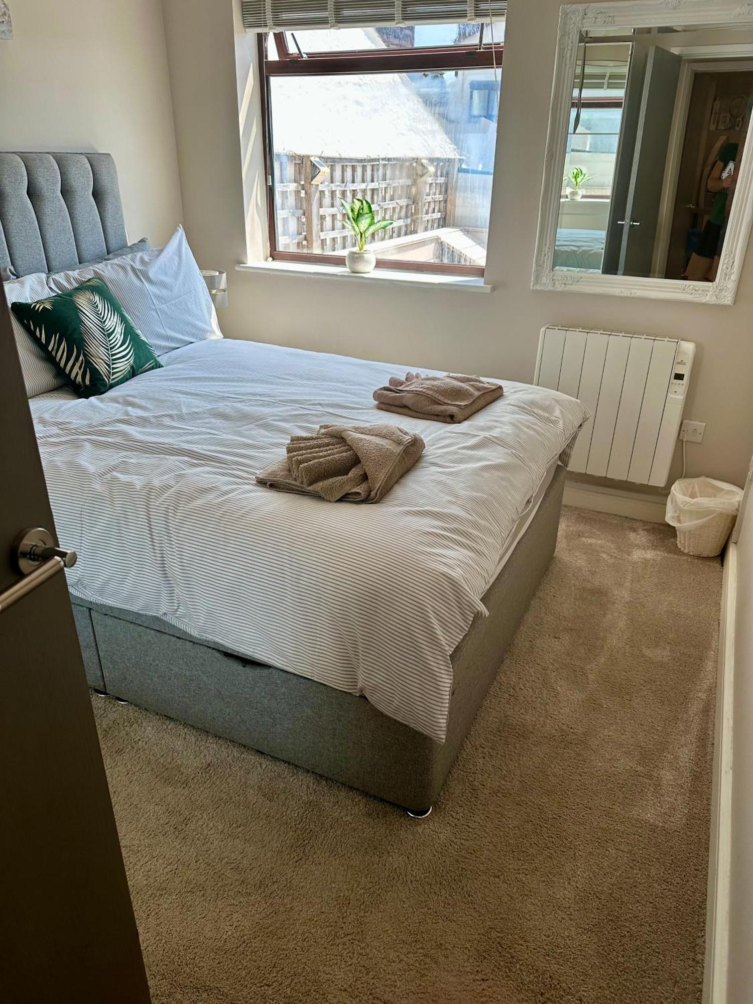 3 Bedroom Deganwy Sea View Beach House Ll31 Екстер'єр фото